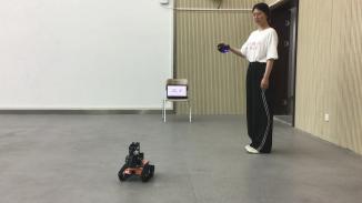 基于Attention图神经网络的人机协同智慧医疗手势机器人应用